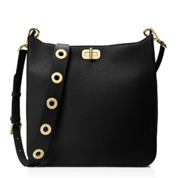 Michael Kors Handbags - NWOT Michael Kors Sullivan Bag